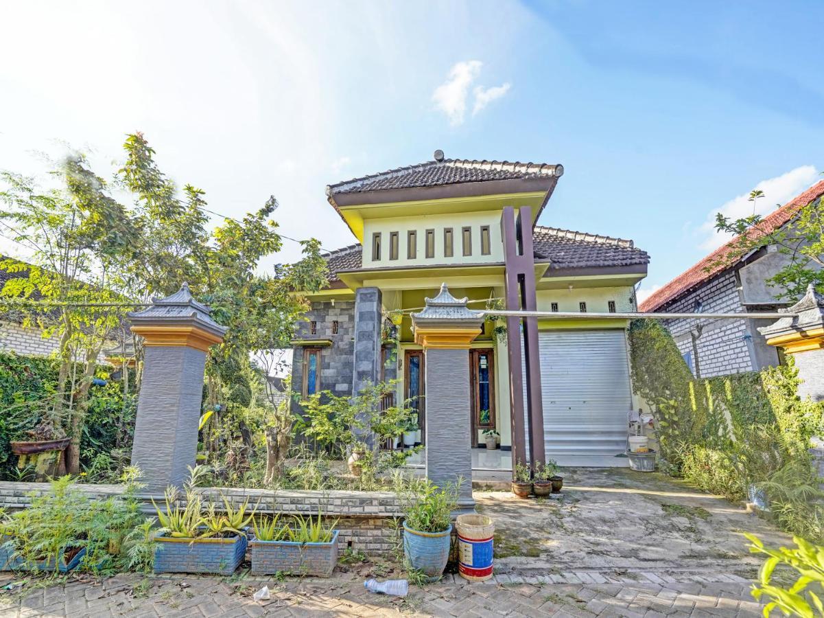 Oyo Homes 91142 Desa Wisata Alam Gosari Gresik Екстериор снимка