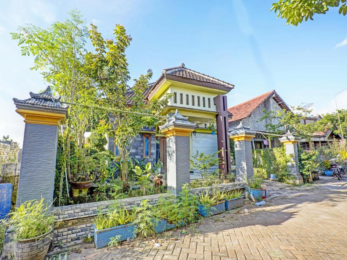 Oyo Homes 91142 Desa Wisata Alam Gosari Gresik Екстериор снимка